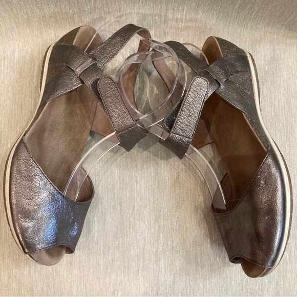 DANSKO Sz 40 Marcy Pewter Comfort Insole Velcro Closure Sling Back Sandals - Picture 7 of 10